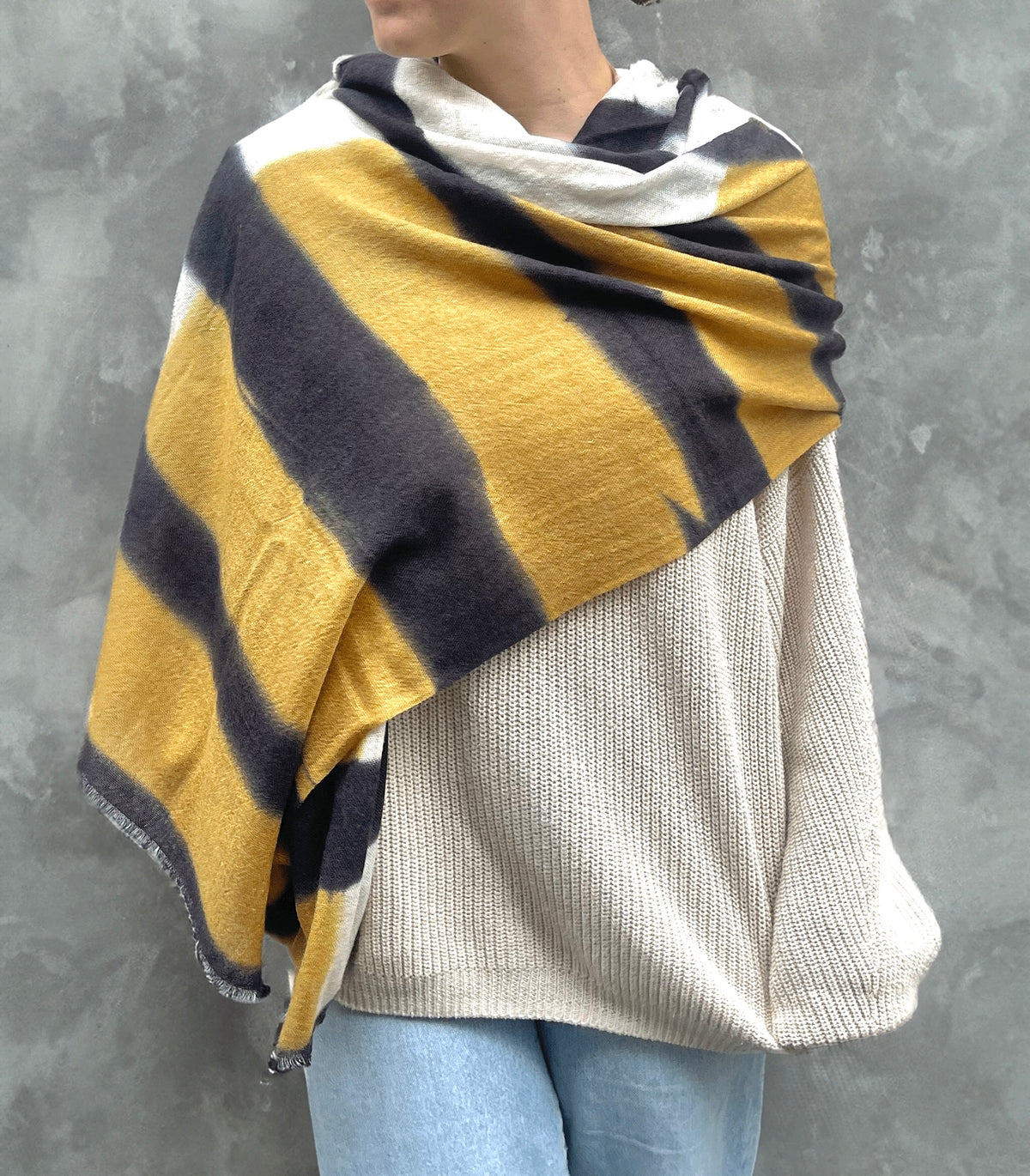 Merino Scarf DEODAT - Gold & Black