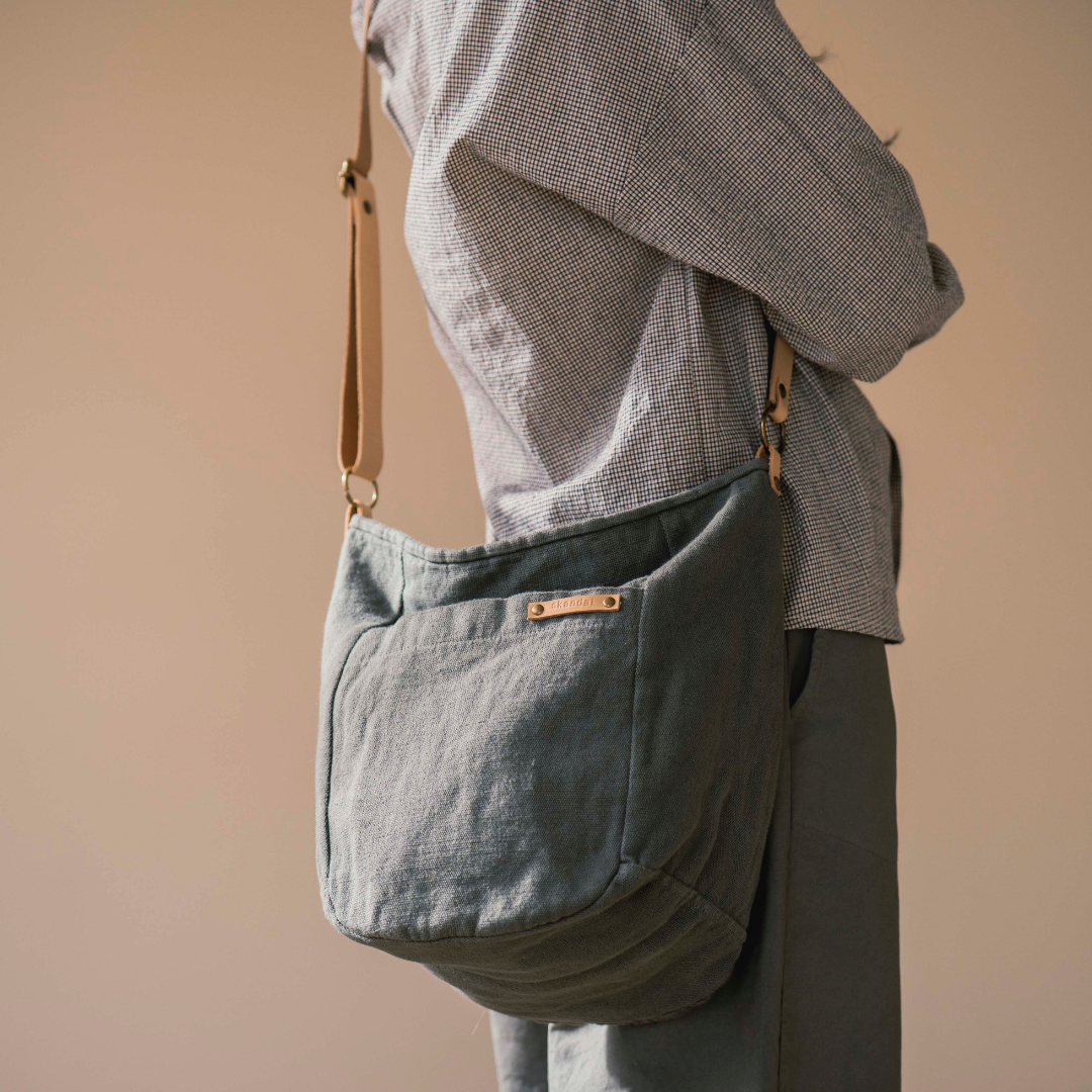 Crossbody Bag - Graphite