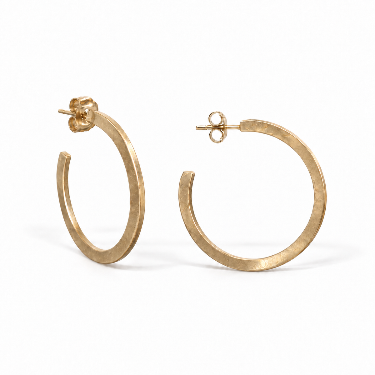 La Cala 'L' Hoop Earrings - Gold