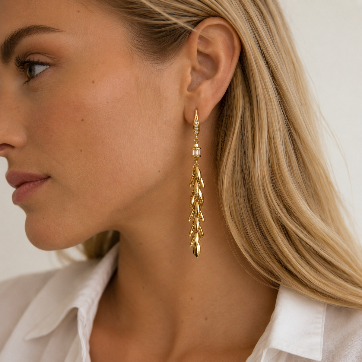 Charlize Boucle Earrings Long Gold