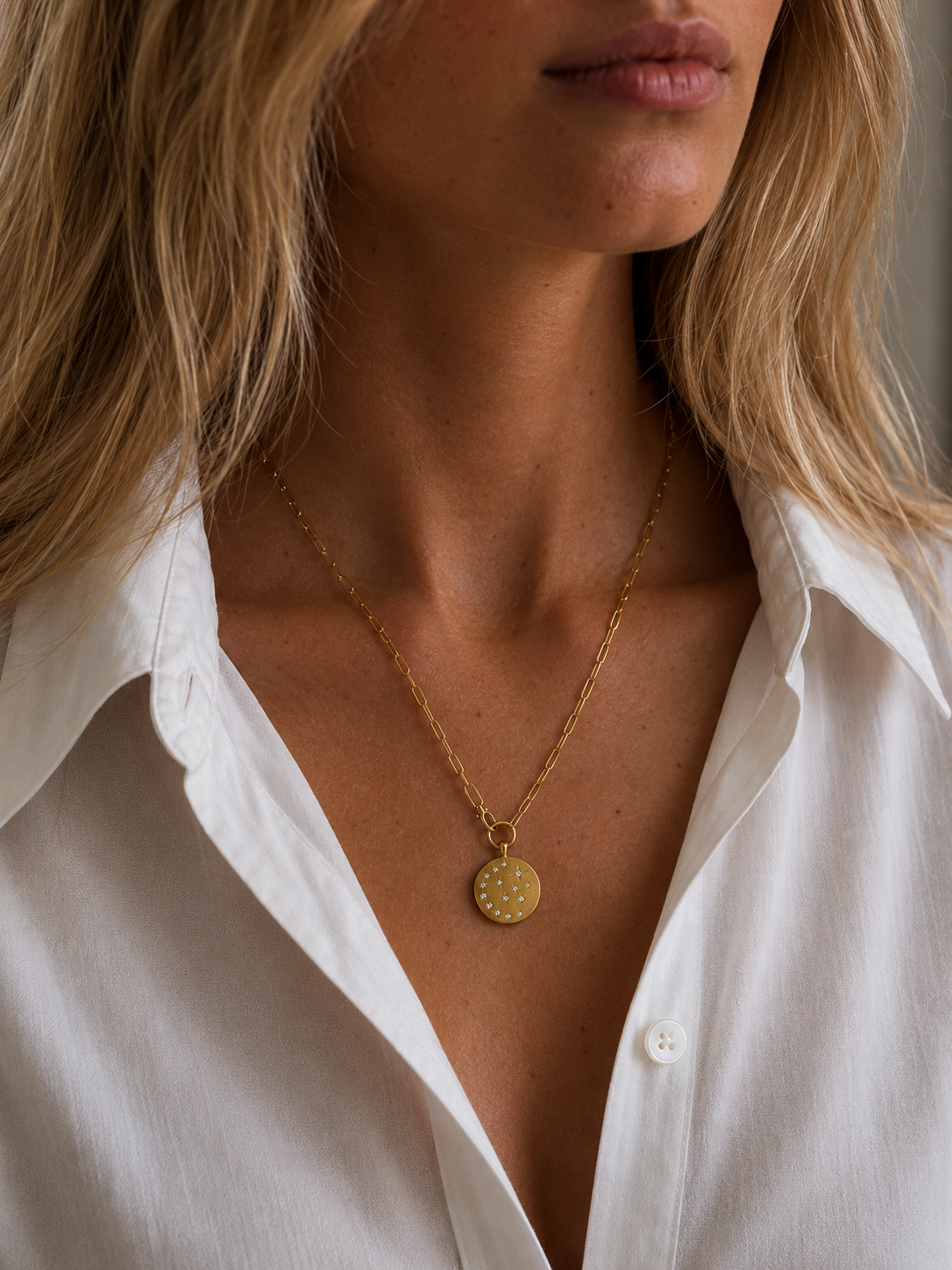 Falcon Multiposition Moonlight Short Medallion Necklace/Bracelet