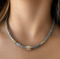 Noa Choker - Grey Shell