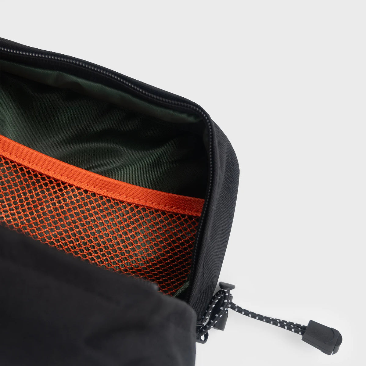 Billy Belt Wash Bag Black Stone