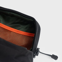Billy Belt Wash Bag Black Stone