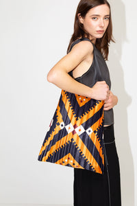 Multitudes Alghero Tote Bag