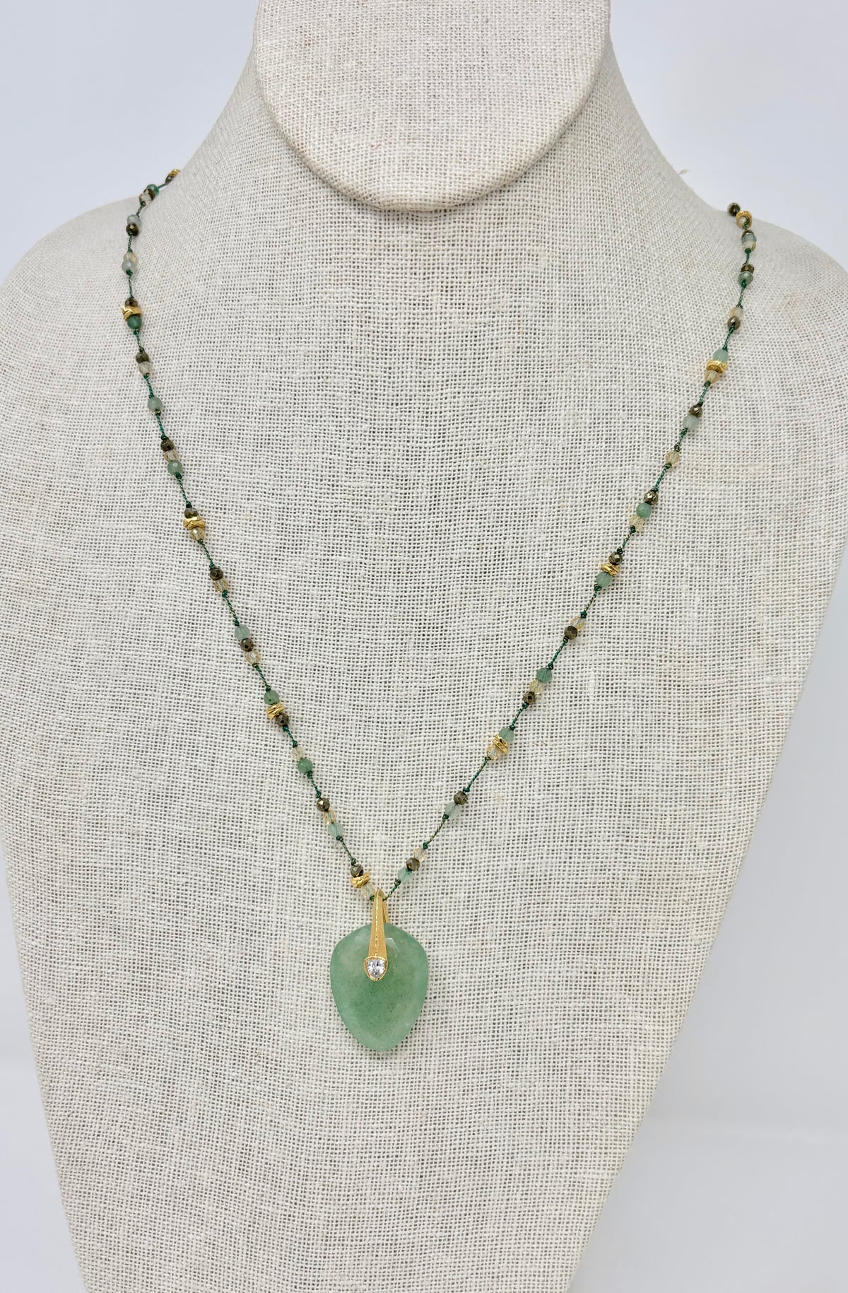 Axel Cord Necklace Green Apatite Quartz