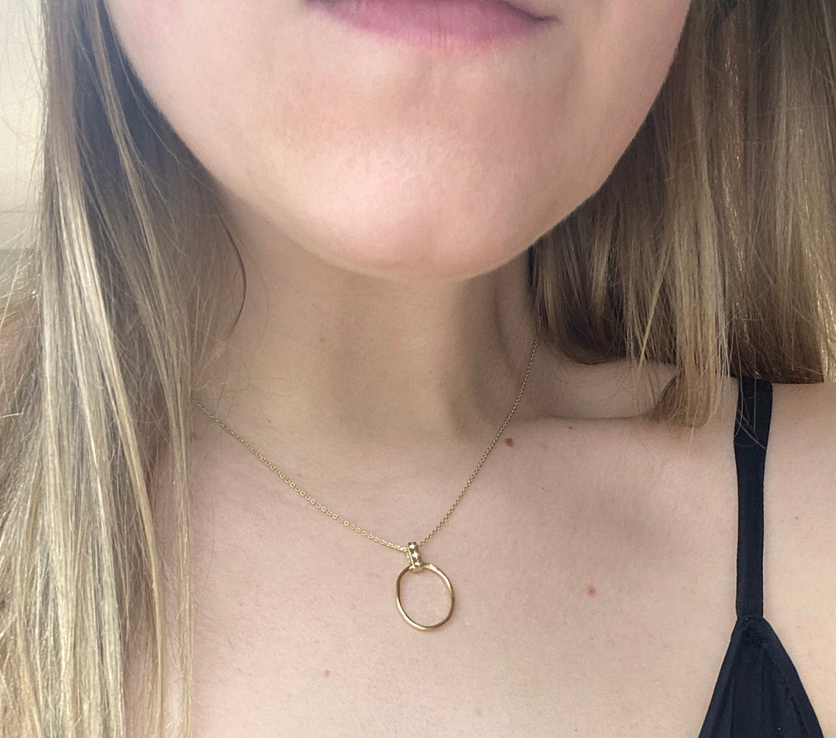 Hope  Medallion Deep Zirconium Necklace